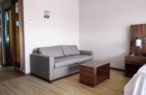Ciudad Obregon Hotel | Holiday Inn Express & Suites Ciudad Obregon by IHG