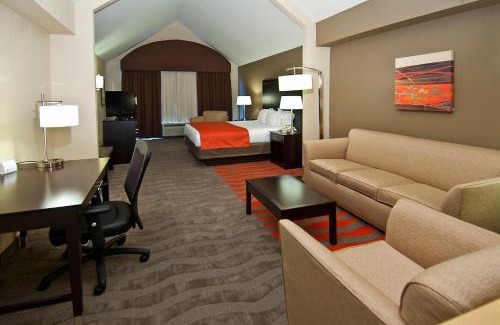 Tupelo Hotel | Holiday Inn Express & Suites Tupelo by IHG