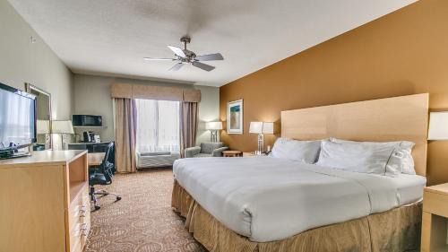 Wolfforth Hotel | Holiday Inn Express & Suites Lubbock Southwest – Wolfforth by IHG