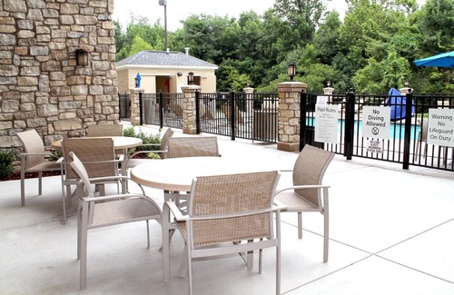 Paducah Hotel | Holiday Inn Express & Suites Paducah West by IHG