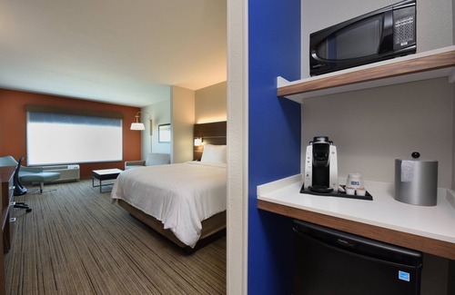 Spring Hotel | Holiday Inn Express & Suites Spring - Woodlands Area by IHG
