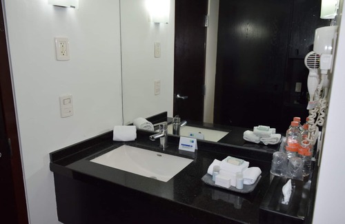 Metepec Hotel | Holiday Inn Express Toluca Galerias Metepec by IHG