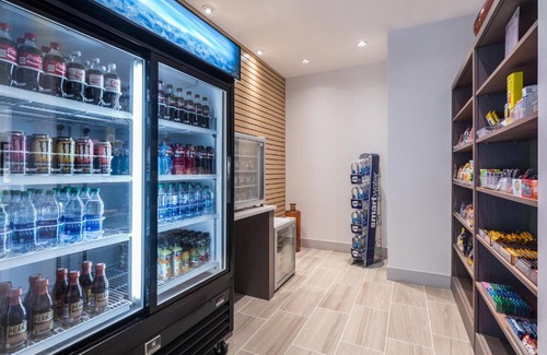 Troy Hotel | Holiday Inn Express Troy by IHG