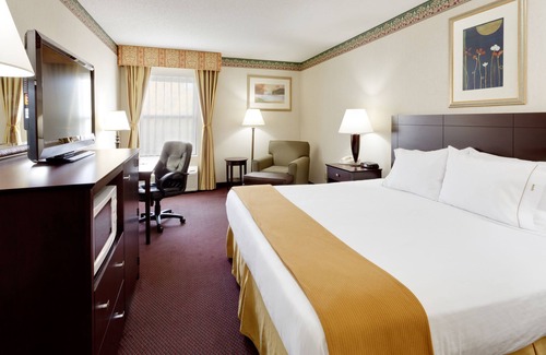 Vernon Hotel | Holiday Inn Express Vernon - Manchester by IHG
