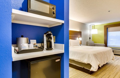 Vincennes Hotel | Holiday Inn Express Vincennes by IHG