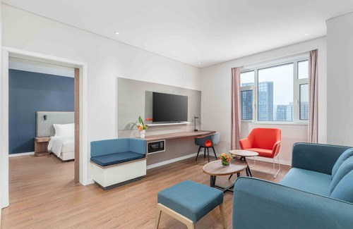 Kuiwen District Hotel | Holiday Inn Express Weifang City Center by IHG