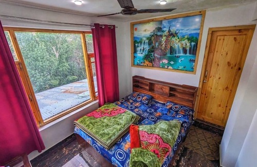 Kargil Hotel | Holiday Inn Guest House