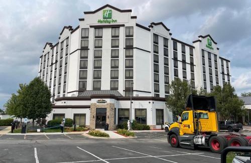 Elgin Hotel | Holiday Inn Hotel & Suites Chicago Northwest - Elgin by IHG