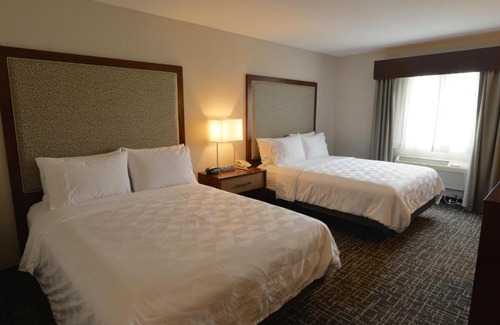 Lakeville Hotel | Holiday Inn Hotel & Suites Minneapolis-Lakeville by IHG