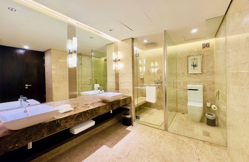 Qinzao Hotel | Holiday Inn Nantong Oasis Centre by IHG