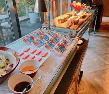 Minhang Hotel | Holiday Inn Shanghai Hongqiao by IHG - near by Hongqiao Airport & NECC