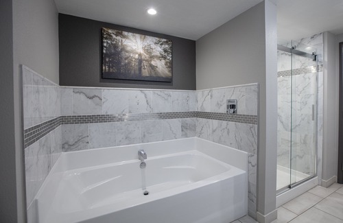 Sunset Hills Hotel | Holiday Inn St Louis SW - Route 66 by IHG
