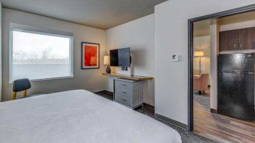 Bellingham Hotel | Holiday Inn & Suites Bellingham by IHG