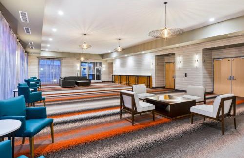 Perrysburg Hotel | Holiday Inn & Suites - Toledo Southwest - Perrysburg by IHG