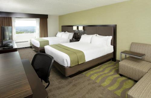 Wilkes-Barre Hotel | Holiday Inn Wilkes Barre - East Mountain by IHG
