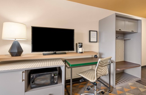 Buena Hotel | Holiday Inn Yakima by IHG