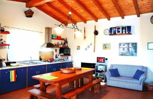Malvagna House | Holiday home, Francavilla di Sicilia