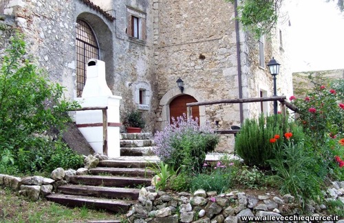 San Pio di Fontecchio House | Holiday home between art and nature