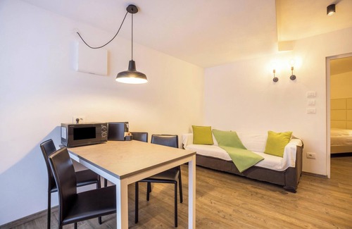 Mareo Apartment | Holiday Apartment "Ön Residenz Bun Sté" with Mountain View, Whirlpool, Sauna & Garden