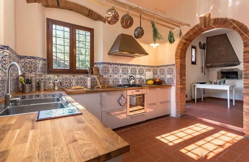 Cicogna House | Holiday house Terranuova Bracciolini for 1 - 10 persons with 5 bedrooms - Holiday home