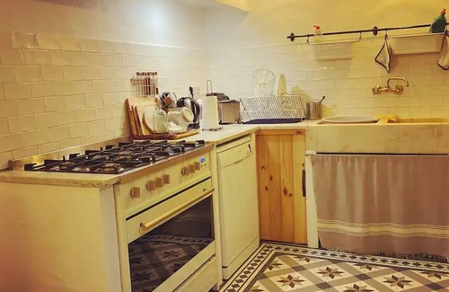 Beja House | Holiday Home 'Monte Capitão' with Private Pool, Private Terrace and Wi-Fi