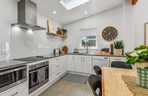 Lacepede Cottage | Holiday Rental - 17 Cooke Street, Kingston SE