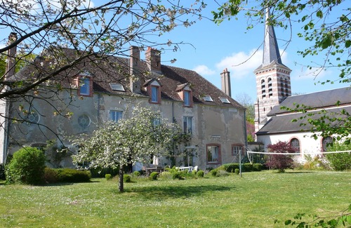 La Bussiere House | Holiday rental house with garden near the Loire river.
