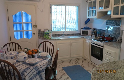 al hmeri Apartment | Holiday rentals: Charming house between sea and mountain,