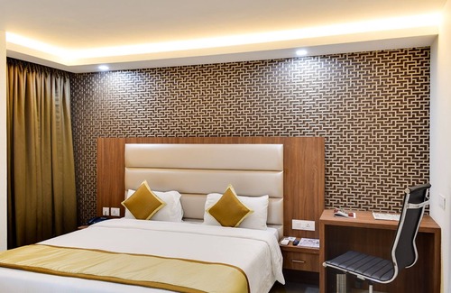 Saravanampatty Hotel | Holiday Residency