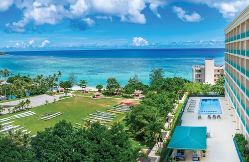 Tumon Hotel | Holiday Resort & Spa Guam