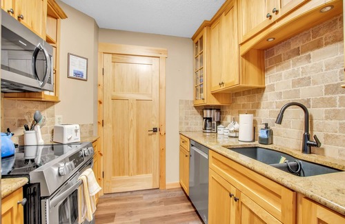 Great Valley Condo | Holiday Valley Ski-In/Ski-Out Condo