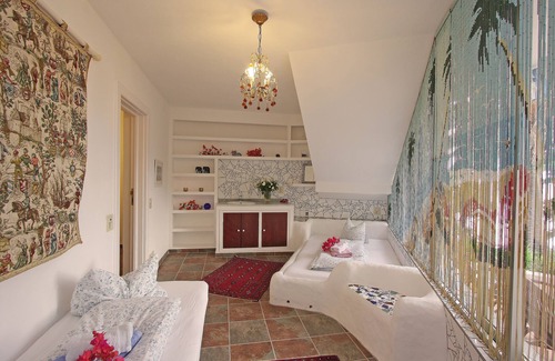 Tabaiba Other | Holiday Villa and Seminar center with sea view and garden in Tenerife.