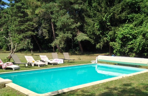Cherac Villa | Holiday Villa - Cognac vineyards - swimming pool for 6 adults 2 children