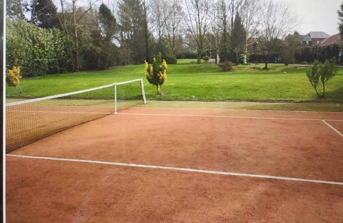 Villers-Outreaux House | Holiday villa 700 m2 heated swimming pool Tennis court