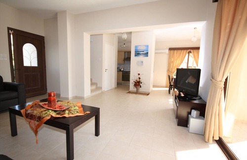 Pissouri Villa | Holiday Villa , with private pool and landscaped garden . Wi-FI
