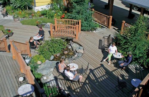 Dawson City Hotel | Holland America Dawson City Inn