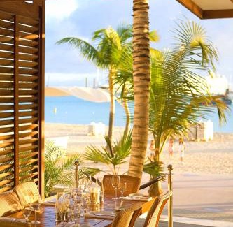 Philipsburg Hotel | Holland House Beach Hotel