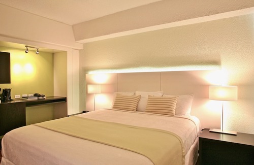 Philipsburg Hotel | Holland House Beach Hotel