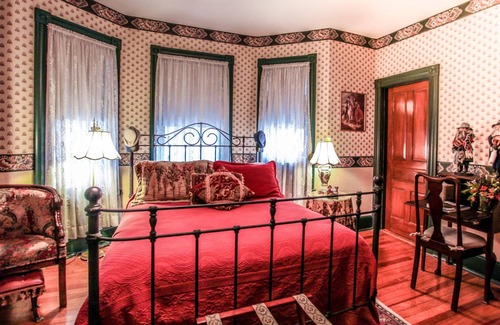 Frederick Bed & Breakfast | Hollerstown Hill Bed and Breakfast