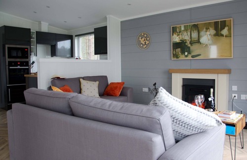 Acomb Apartment | Hollicarrs - Honeycomb Lodge
