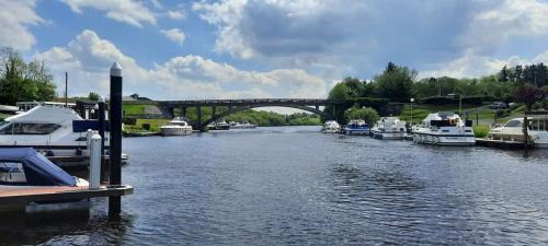 Enniskillen Apartment | Holllie View