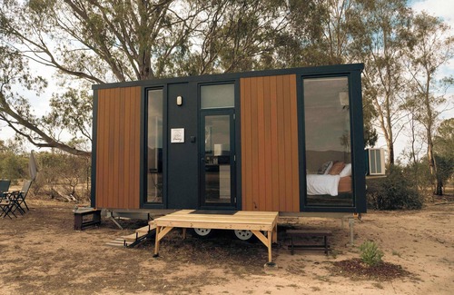 Laharum House | Hollow Mountain Getaway 1 by Tiny Away