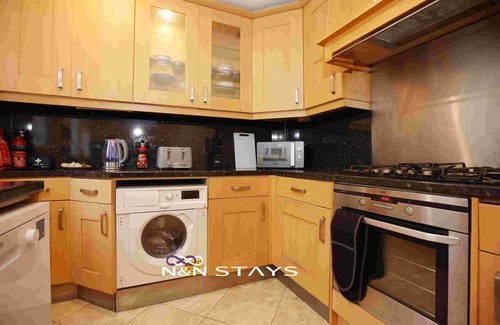 Llanedeyrn House | HOLLYBUSH HOUSE, CARDIFF