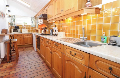 Briston Cottage | Hollyhedge Cottage