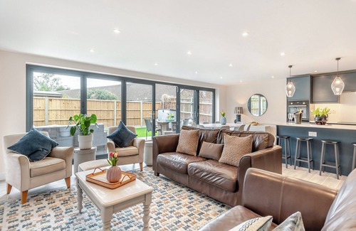 Holt Cottage | Hollyhock House (UK46100)
