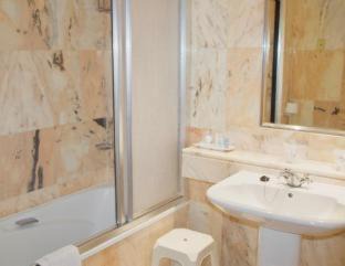 Los Cristianos Apartment | Hollywood Mirage - Excel Hotels & Resorts