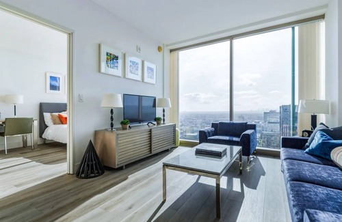 Wilshire Center Apartment | hollywood view apartment in korea town