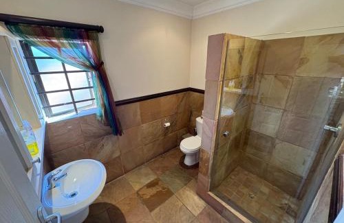 Humewood Villa | Holmely House