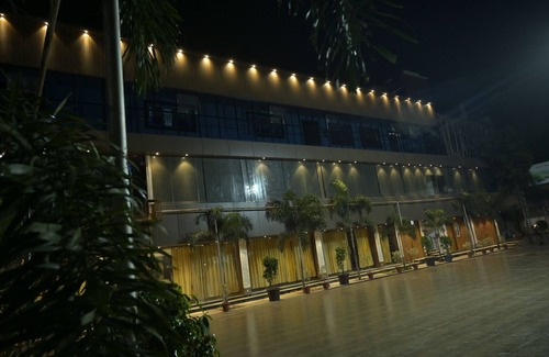 Baripada Hotel | Holy Palace