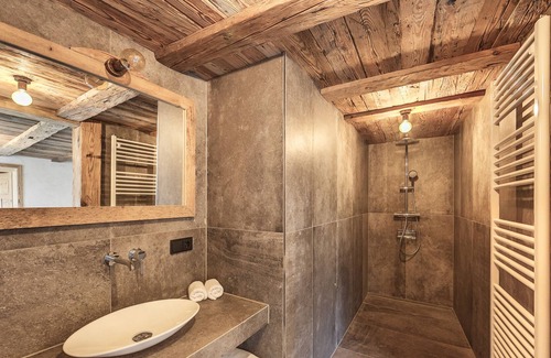 Bach Apartment | Holzarhitta-lass Zeit am Lech-ferienwohnungen im Chalet-stil